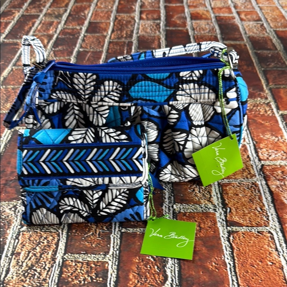 NWT Vera Bradley Blue and White Shoulder Bag and Wallet Set